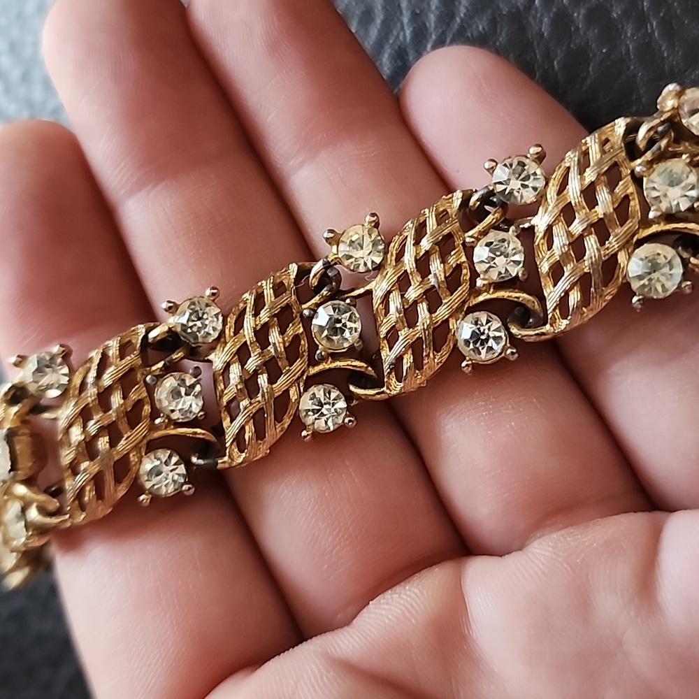 VTG Lisner bracelet